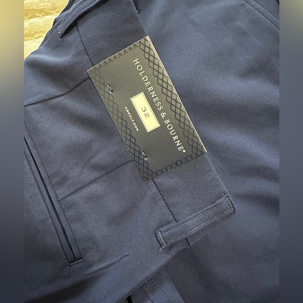 HOLDERNSS & BOURNE The Harwood Short: Navy SIZE 32 NWT - Picture 6 of 6